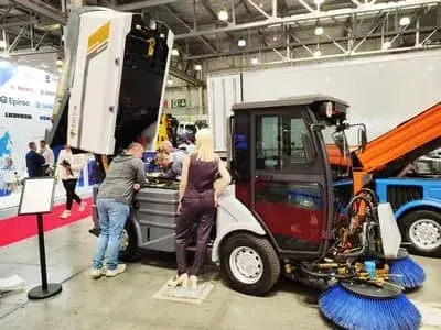 عرضت شركةDESA  مركبات تجارية ومتخصصة في معرض CTT Expo 2024  في روسيا